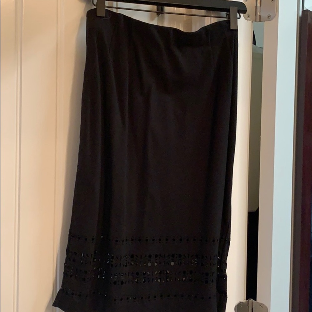 Black skirt